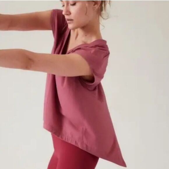 Athleta Essence Away From the Body Tee in Mauve Size XL - Picture 3 of 14